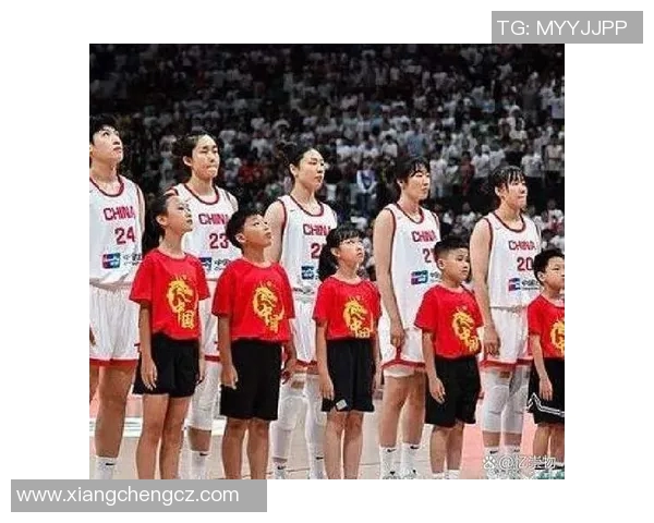 中国女篮战胜澳大利亚罗欣棫三分表现抢眼地板滑问题引发热议 中国女篮战胜澳大利亚罗欣棫三分表现抢眼地板滑问题引发热议